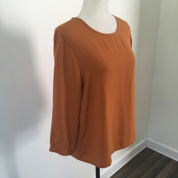 Mustard Blouse - Picture 3 of 3